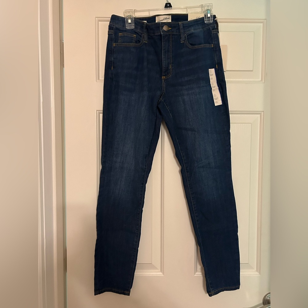 NWT Universal Thread Mid-Rise Skinny Women's Blue Jeans